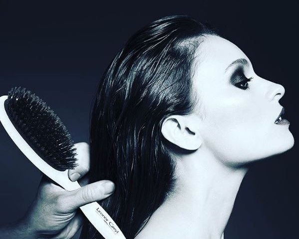 Choosing the Right Hairbrush