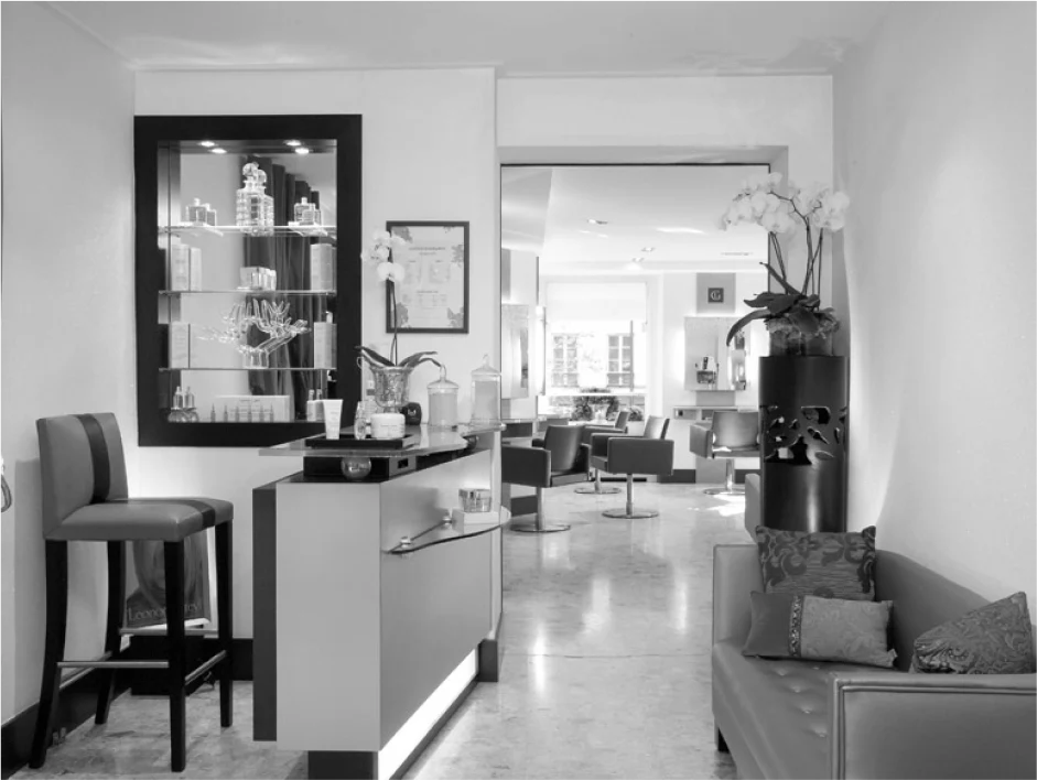 Leonor Greyl Institute, Paris